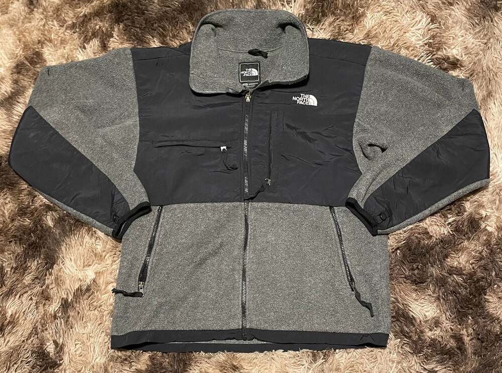 The North Face Denali Polartec Fleece Full-Zip Jacket Gray and Black